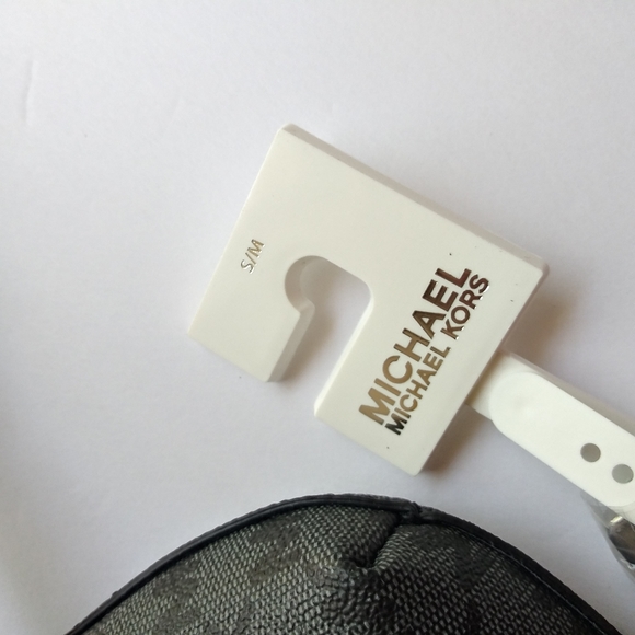 NWT MICHAEL KORS MK SIGNATURE FANNY PACK BAG - Picture 5 of 6